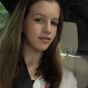 Meet your Posher, Leah